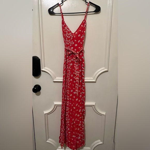 Pink/reddish floral dress with asymmetrical flower pattern - Picture 2 of 2
